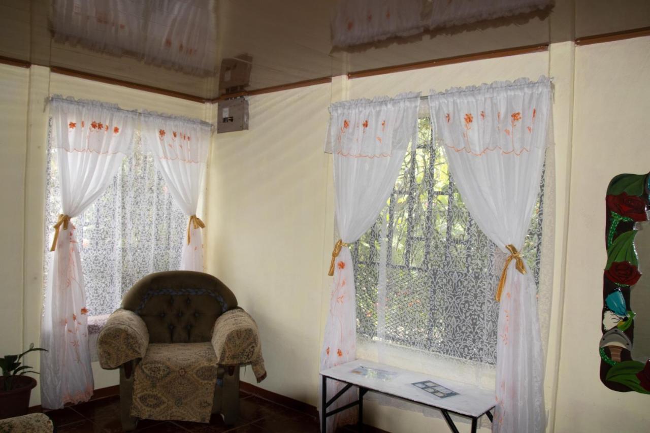 Ferienwohnung The Corner House Tortuguero Exterior foto