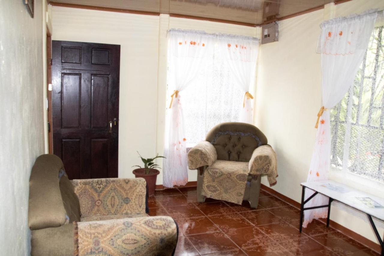 Ferienwohnung The Corner House Tortuguero Exterior foto