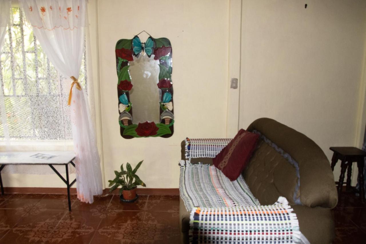 Ferienwohnung The Corner House Tortuguero Exterior foto