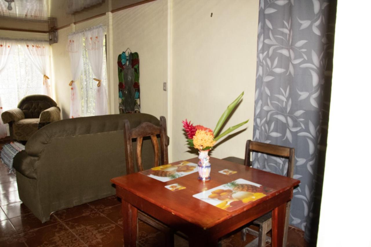 Ferienwohnung The Corner House Tortuguero Exterior foto