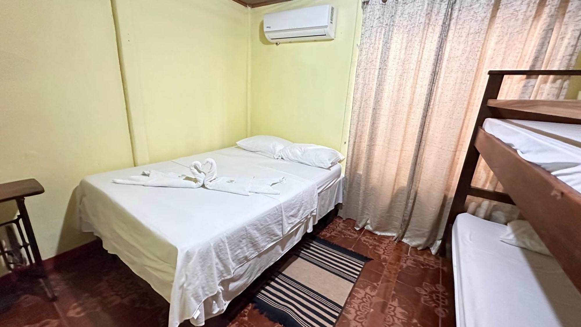 Ferienwohnung The Corner House Tortuguero Exterior foto
