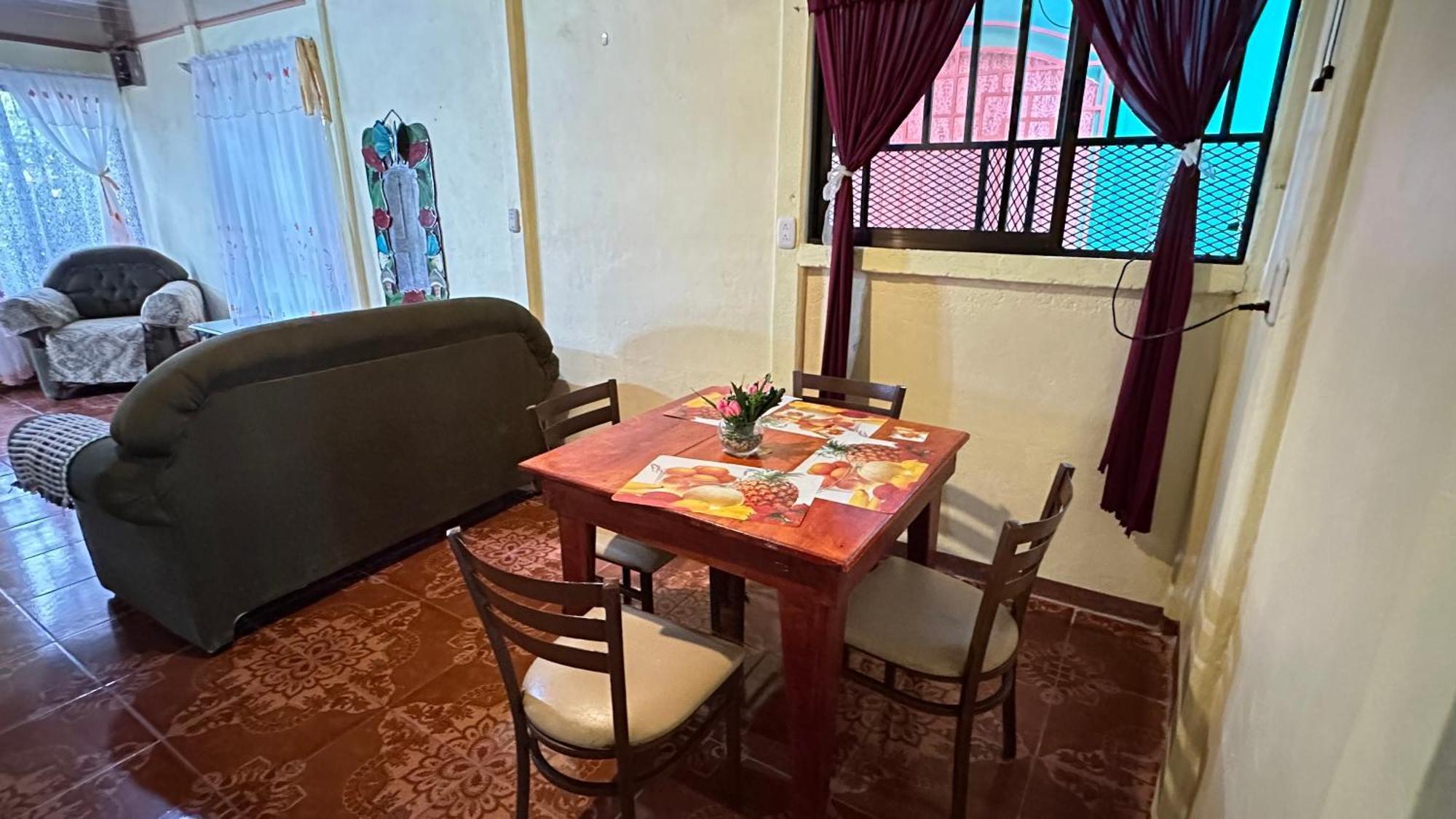 Ferienwohnung The Corner House Tortuguero Exterior foto
